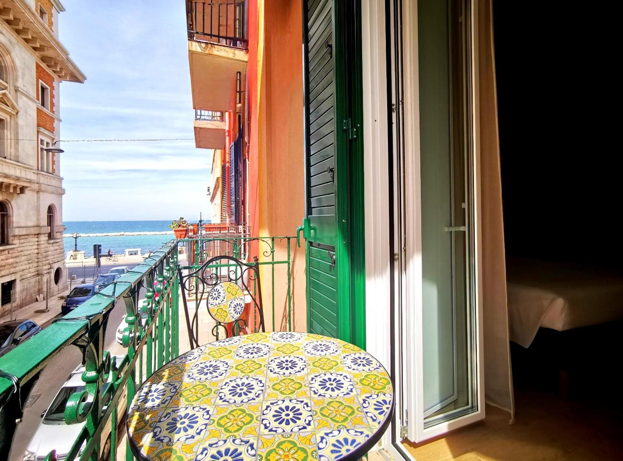 Cattaro 65 - Flexible Check-In Apartments Bari Exterior photo
